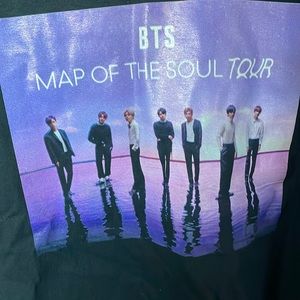 BTS Group Band Map of the Soul Tour T Shirt Sz Medium